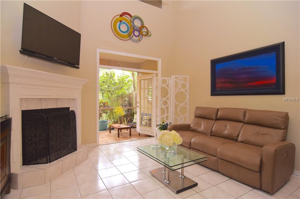 454 DATE PALM COURT NE, ST PETERSBURG, Florida 33703, 3 Bedrooms Bedrooms, 7 Rooms Rooms,2 BathroomsBathrooms,Residential,For sale,DATE PALM,U7843914