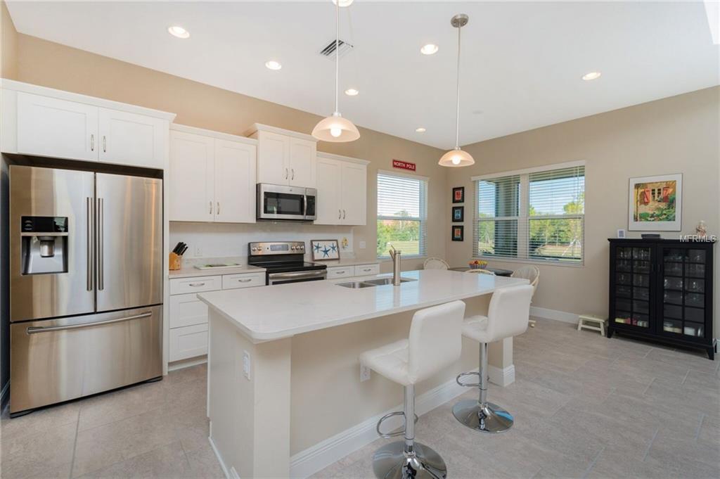 11813 ALTAMONTE COURT, VENICE, Florida 34293, 2 Bedrooms Bedrooms, 7 Rooms Rooms,2 BathroomsBathrooms,Residential,For sale,ALTAMONTE,D5922449