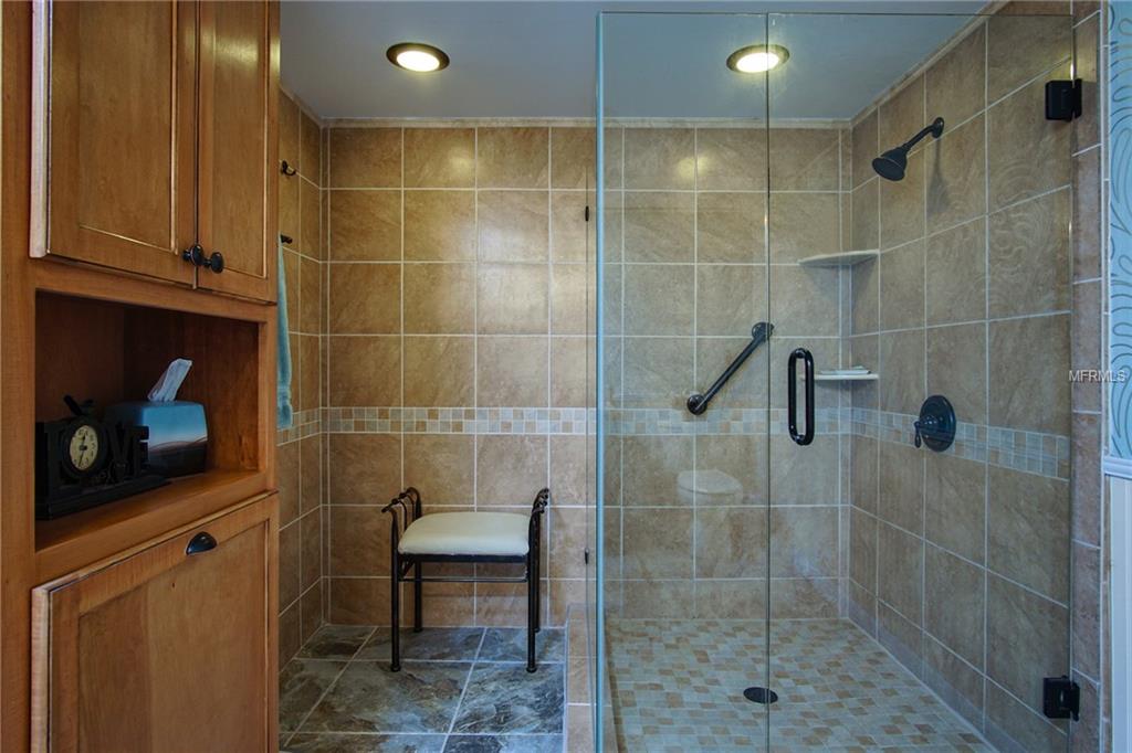 80 ROGERS STREET, CLEARWATER, Florida 33756, 2 Bedrooms Bedrooms, 3 Rooms Rooms,2 BathroomsBathrooms,Residential,For sale,ROGERS,U7845162