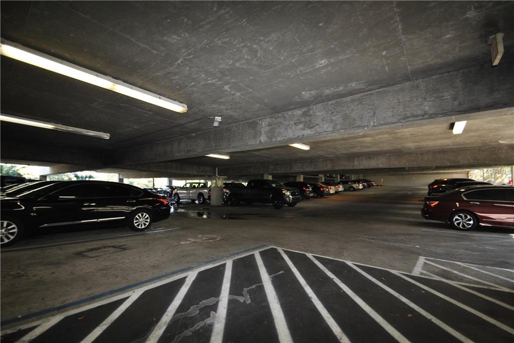 911 N ORANGE AVENUE, ORLANDO, Florida 32801, 1 Bedroom Bedrooms, 4 Rooms Rooms,1 BathroomBathrooms,Residential,For sale,ORANGE,O5560486