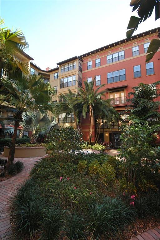 911 N ORANGE AVENUE, ORLANDO, Florida 32801, 1 Bedroom Bedrooms, 4 Rooms Rooms,1 BathroomBathrooms,Residential,For sale,ORANGE,O5560486