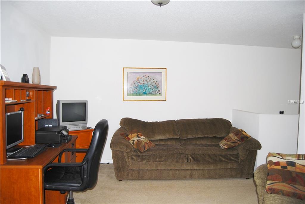 4087 DOVER TERRACE DRIVE, LAKELAND, Florida 33810, 3 Bedrooms Bedrooms, 7 Rooms Rooms,2 BathroomsBathrooms,Residential,For sale,DOVER TERRACE,L4725510