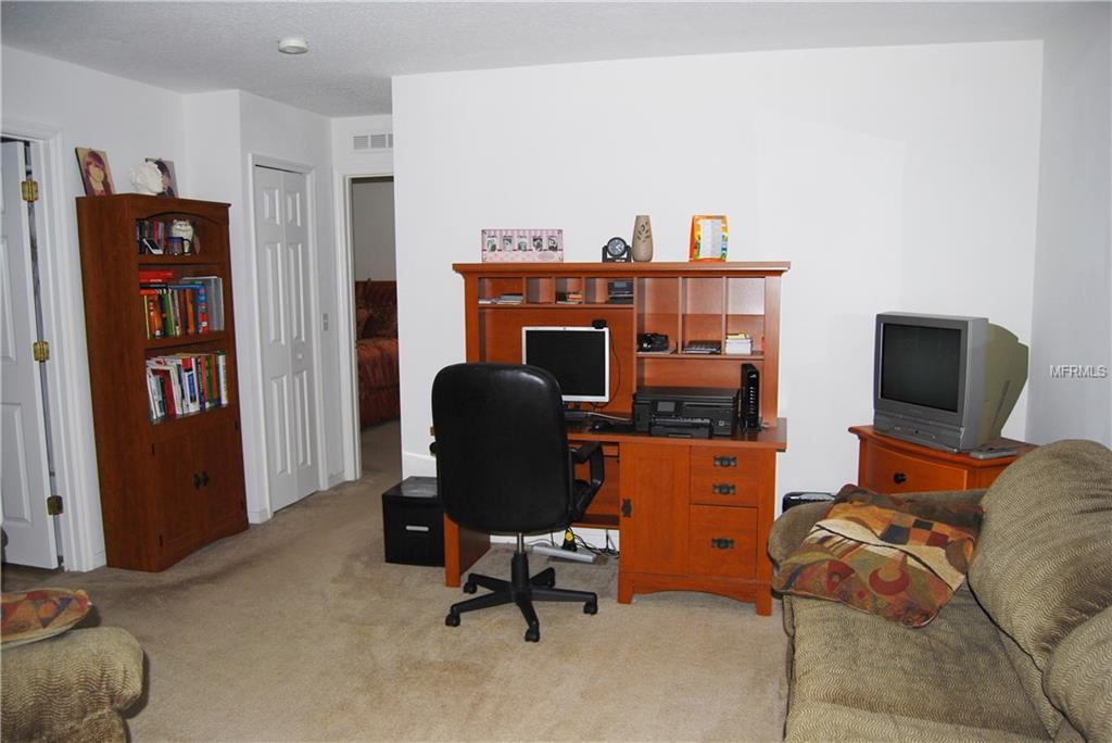 4087 DOVER TERRACE DRIVE, LAKELAND, Florida 33810, 3 Bedrooms Bedrooms, 7 Rooms Rooms,2 BathroomsBathrooms,Residential,For sale,DOVER TERRACE,L4725510