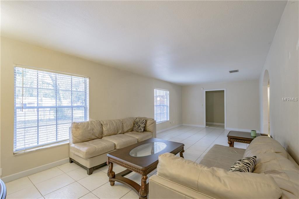 2101 RAMBLEWOOD LANE, BRANDON, Florida 33510, 3 Bedrooms Bedrooms, 3 Rooms Rooms,2 BathroomsBathrooms,Residential,For sale,RAMBLEWOOD,T2928430