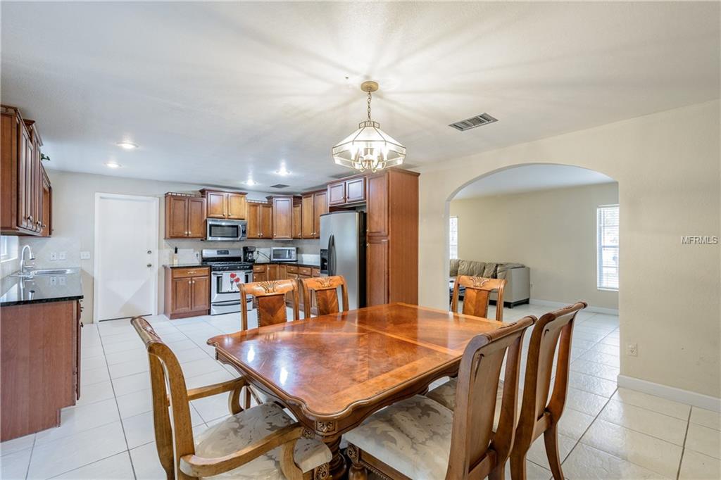 2101 RAMBLEWOOD LANE, BRANDON, Florida 33510, 3 Bedrooms Bedrooms, 3 Rooms Rooms,2 BathroomsBathrooms,Residential,For sale,RAMBLEWOOD,T2928430