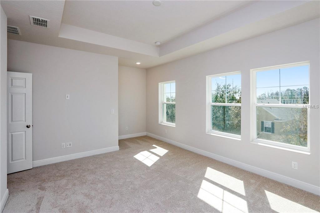 9543 WEST PARK VILLAGE DRIVE, TAMPA, Florida 33626, 2 Bedrooms Bedrooms, 6 Rooms Rooms,3 BathroomsBathrooms,Residential,For sale,WEST PARK VILLAGE,T2883340