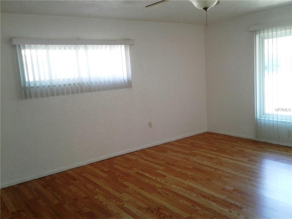 2 BRENTWOOD LANE, ENGLEWOOD, Florida 34223, 3 Bedrooms Bedrooms, 7 Rooms Rooms,2 BathroomsBathrooms,Residential,For sale,BRENTWOOD,D5920590