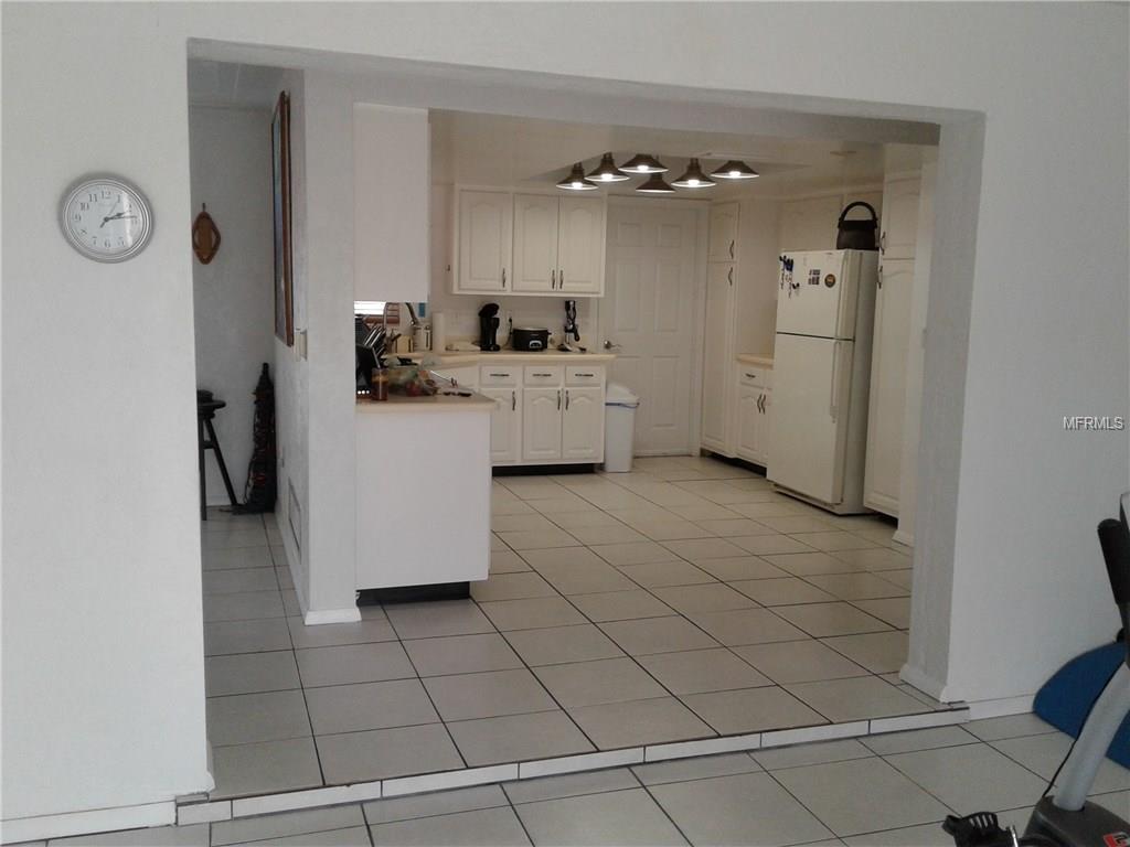 2 BRENTWOOD LANE, ENGLEWOOD, Florida 34223, 3 Bedrooms Bedrooms, 7 Rooms Rooms,2 BathroomsBathrooms,Residential,For sale,BRENTWOOD,D5920590