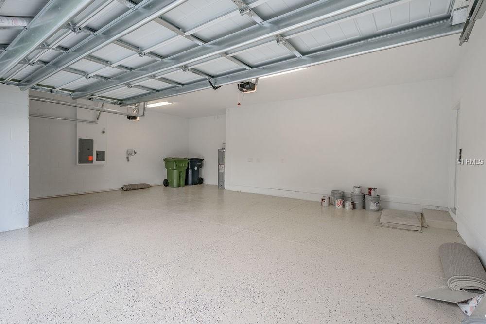 4010 W AZEELE STREET, TAMPA, Florida 33609, 5 Bedrooms Bedrooms, 8 Rooms Rooms,4 BathroomsBathrooms,Residential,For sale,AZEELE,T2911922