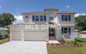 4010 W AZEELE STREET, TAMPA, Florida 33609, 5 Bedrooms Bedrooms, 8 Rooms Rooms,4 BathroomsBathrooms,Residential,For sale,AZEELE,T2911922