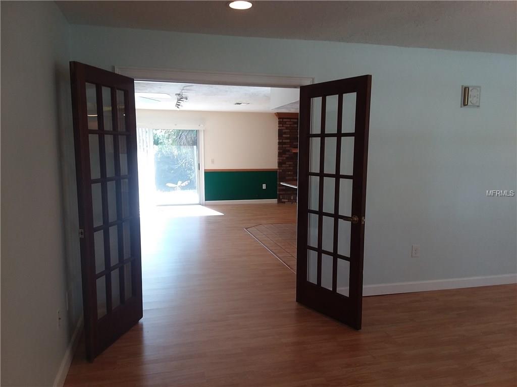 231 RUTGERS ROAD, VENICE, Florida 34293, 3 Bedrooms Bedrooms, 7 Rooms Rooms,2 BathroomsBathrooms,Residential,For sale,RUTGERS,N5915745