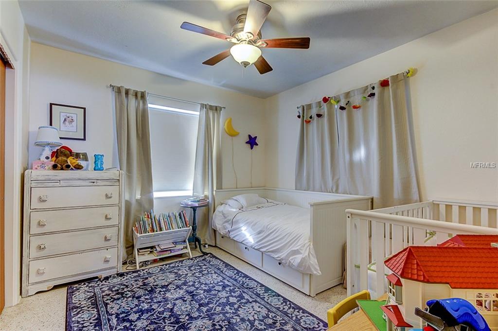 6579 RENALDO WAY S, ST PETERSBURG, Florida 33707, 2 Bedrooms Bedrooms, 5 Rooms Rooms,2 BathroomsBathrooms,Residential,For sale,RENALDO,U7844616