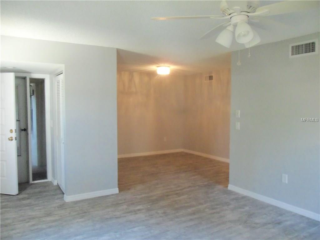 300 S FLORIDA AVENUE, TARPON SPRINGS, Florida 34689, 2 Bedrooms Bedrooms, 5 Rooms Rooms,2 BathroomsBathrooms,Residential,For sale,FLORIDA,T2924682