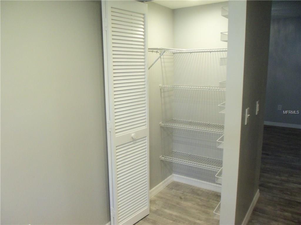 300 S FLORIDA AVENUE, TARPON SPRINGS, Florida 34689, 2 Bedrooms Bedrooms, 5 Rooms Rooms,2 BathroomsBathrooms,Residential,For sale,FLORIDA,T2924682