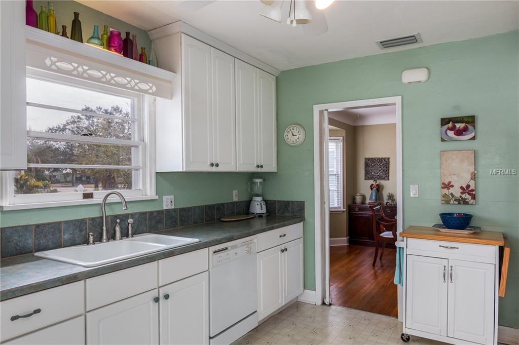 3901 1ST AVENUE N, ST PETERSBURG, Florida 33713, 3 Bedrooms Bedrooms, 5 Rooms Rooms,1 BathroomBathrooms,Residential,For sale,1ST,U7845687