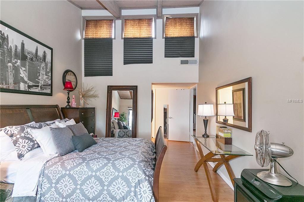 5301 JASMINE CREEK LN, ORLANDO, Florida 32811, 3 Bedrooms Bedrooms, 6 Rooms Rooms,2 BathroomsBathrooms,Residential,For sale,JASMINE CREEK LN,O5560039