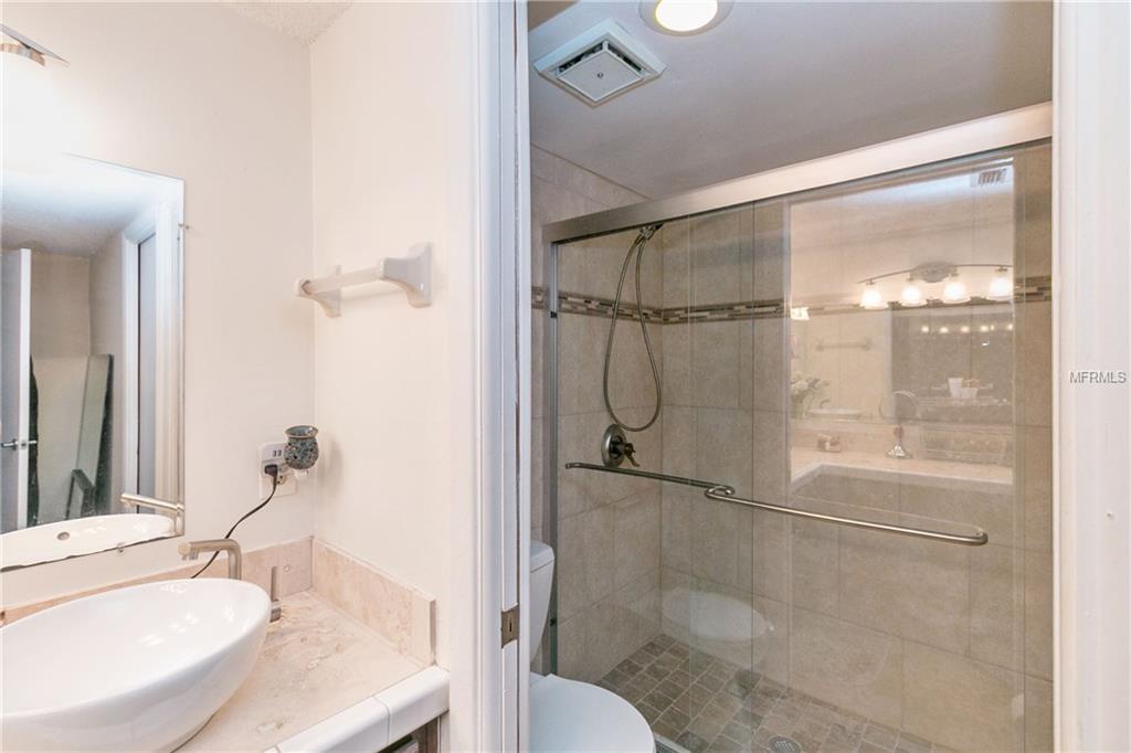 5301 JASMINE CREEK LN, ORLANDO, Florida 32811, 3 Bedrooms Bedrooms, 6 Rooms Rooms,2 BathroomsBathrooms,Residential,For sale,JASMINE CREEK LN,O5560039