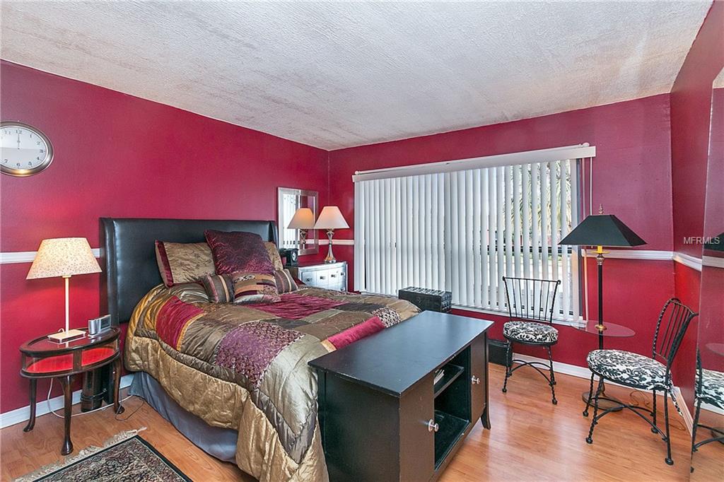 5301 JASMINE CREEK LN, ORLANDO, Florida 32811, 3 Bedrooms Bedrooms, 6 Rooms Rooms,2 BathroomsBathrooms,Residential,For sale,JASMINE CREEK LN,O5560039