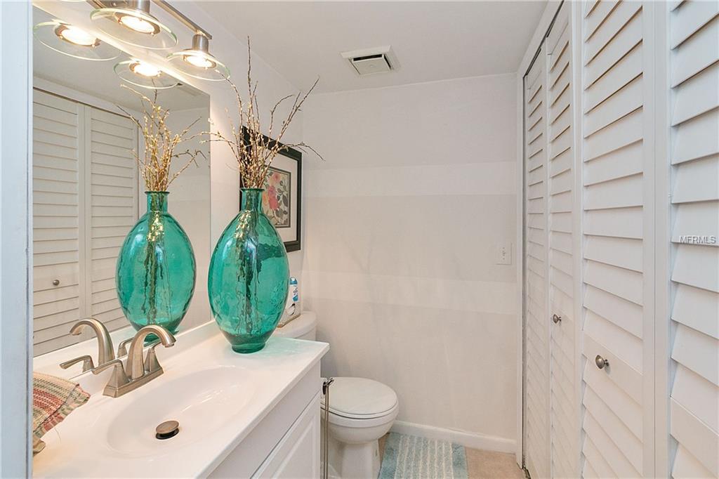 5301 JASMINE CREEK LN, ORLANDO, Florida 32811, 3 Bedrooms Bedrooms, 6 Rooms Rooms,2 BathroomsBathrooms,Residential,For sale,JASMINE CREEK LN,O5560039