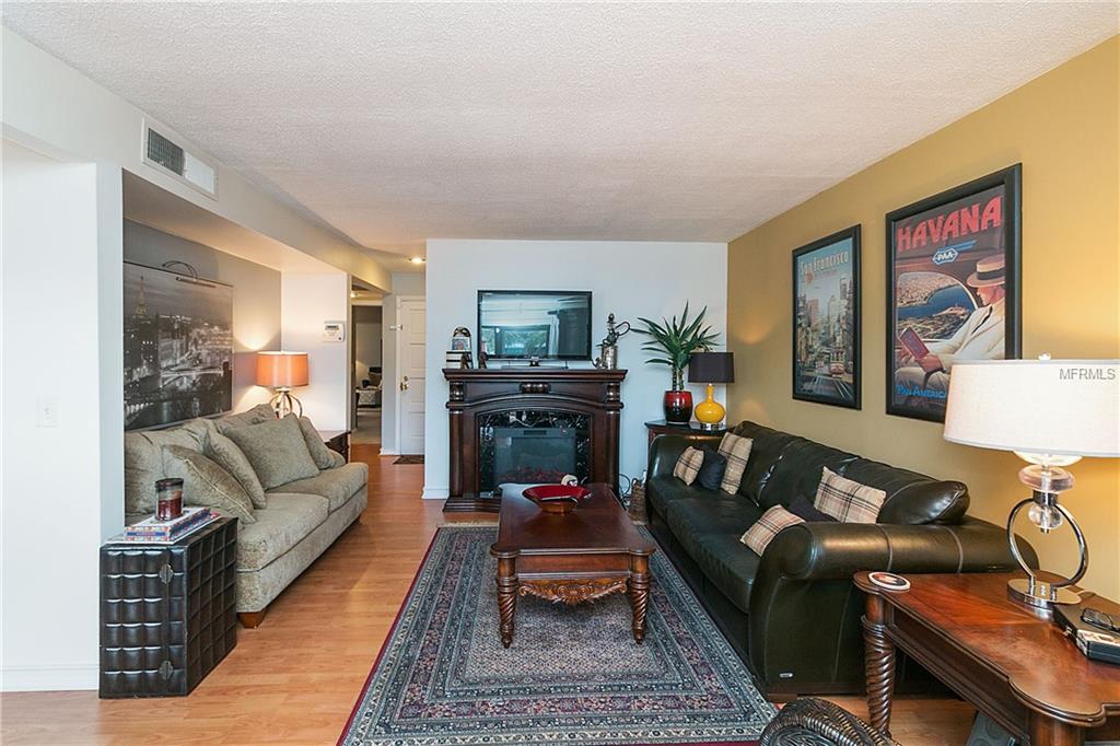 5301 JASMINE CREEK LN, ORLANDO, Florida 32811, 3 Bedrooms Bedrooms, 6 Rooms Rooms,2 BathroomsBathrooms,Residential,For sale,JASMINE CREEK LN,O5560039