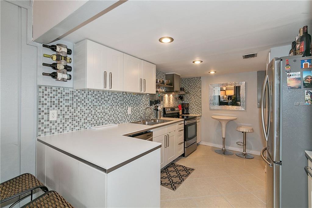 5301 JASMINE CREEK LN, ORLANDO, Florida 32811, 3 Bedrooms Bedrooms, 6 Rooms Rooms,2 BathroomsBathrooms,Residential,For sale,JASMINE CREEK LN,O5560039