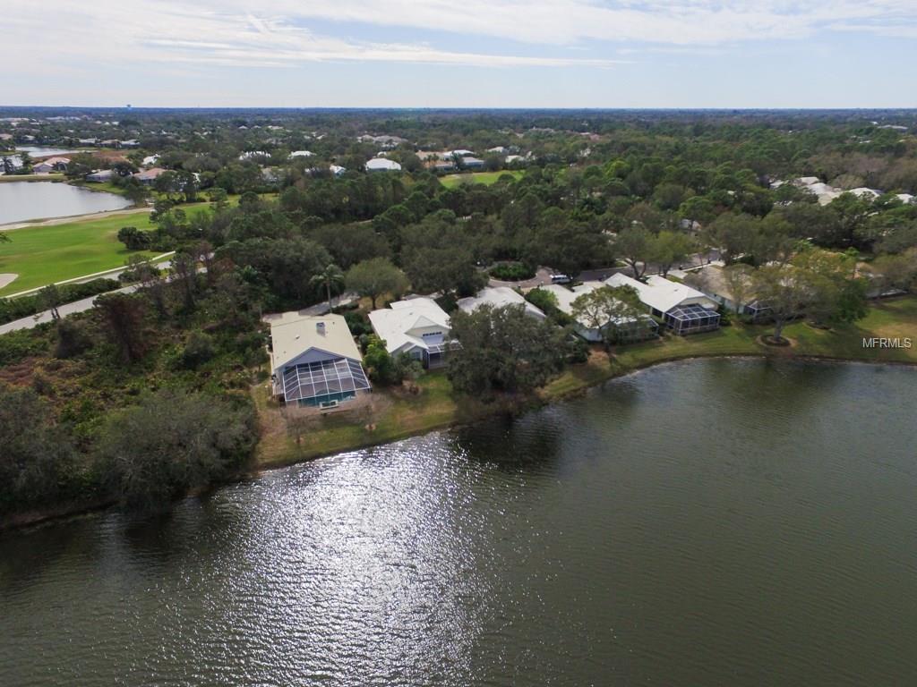 6525 BERKSHIRE PLACE, UNIVERSITY PARK, Florida 34201, 3 Bedrooms Bedrooms, 7 Rooms Rooms,2 BathroomsBathrooms,Residential,For sale,BERKSHIRE,A4209166