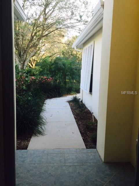 6525 BERKSHIRE PLACE, UNIVERSITY PARK, Florida 34201, 3 Bedrooms Bedrooms, 7 Rooms Rooms,2 BathroomsBathrooms,Residential,For sale,BERKSHIRE,A4209166