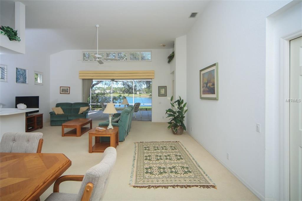 6525 BERKSHIRE PLACE, UNIVERSITY PARK, Florida 34201, 3 Bedrooms Bedrooms, 7 Rooms Rooms,2 BathroomsBathrooms,Residential,For sale,BERKSHIRE,A4209166