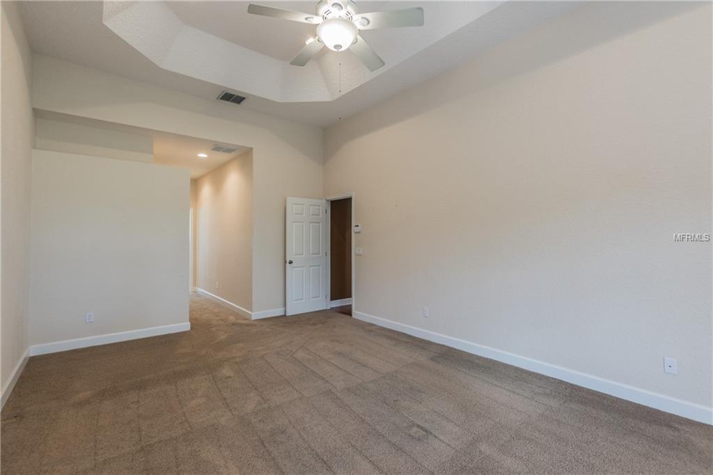 1566 WESCOTT LOOP, WINTER SPRINGS, Florida 32708, 4 Bedrooms Bedrooms, 11 Rooms Rooms,3 BathroomsBathrooms,Residential,For sale,WESCOTT,O5560832