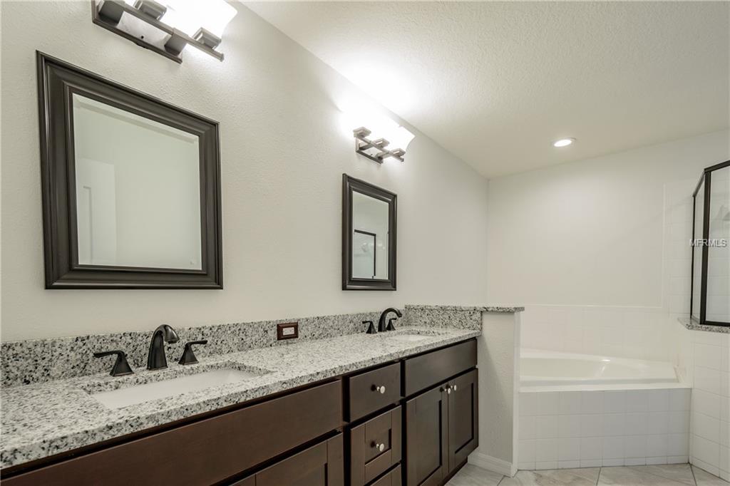 7604 WILTSHIRE PARK PLACE, APOLLO BEACH, Florida 33572, 4 Bedrooms Bedrooms, 8 Rooms Rooms,2 BathroomsBathrooms,Residential,For sale,WILTSHIRE PARK,U7847136