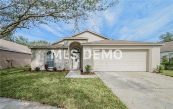 7604 WILTSHIRE PARK PLACE, APOLLO BEACH, Florida 33572, 4 Bedrooms Bedrooms, 8 Rooms Rooms,2 BathroomsBathrooms,Residential,For sale,WILTSHIRE PARK,U7847136