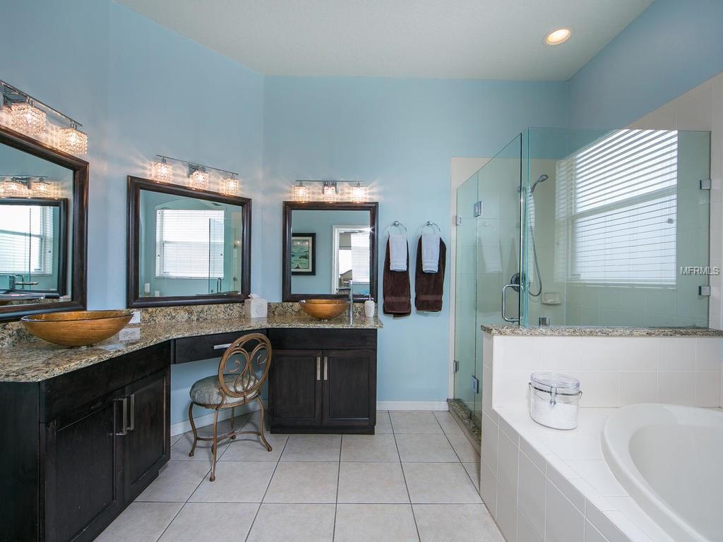 6106 42ND STREET CIRCLE E, BRADENTON, Florida 34203, 3 Bedrooms Bedrooms, 5 Rooms Rooms,2 BathroomsBathrooms,Residential,For sale,42ND STREET,A4209855