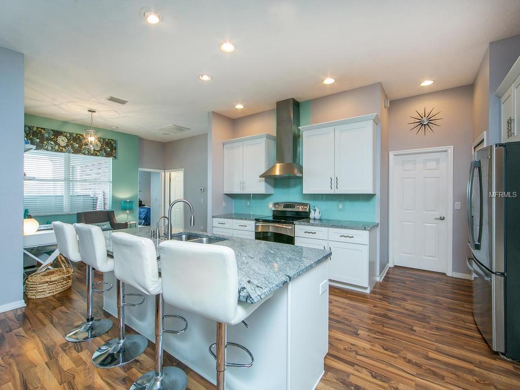 6106 42ND STREET CIRCLE E, BRADENTON, Florida 34203, 3 Bedrooms Bedrooms, 5 Rooms Rooms,2 BathroomsBathrooms,Residential,For sale,42ND STREET,A4209855