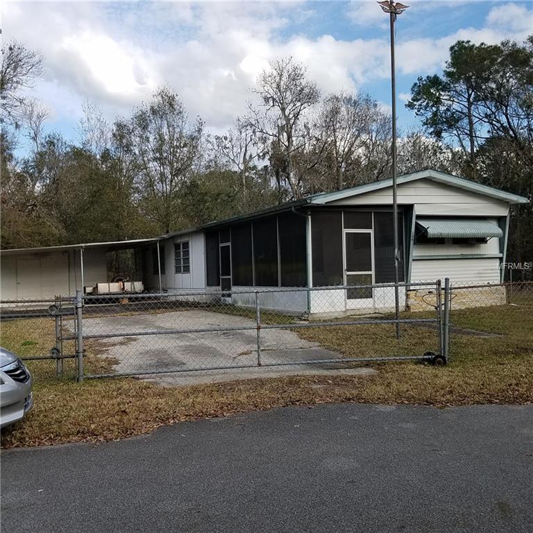 126 TWIN LAKES CIRCLE, LAKELAND, Florida 33815, 2 Bedrooms Bedrooms, 4 Rooms Rooms,1 BathroomBathrooms,Residential,For sale,TWIN LAKES,L4725527