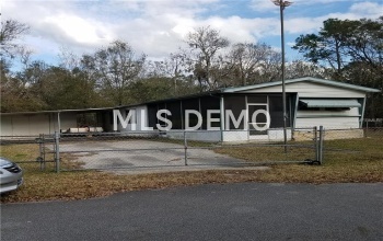 126 TWIN LAKES CIRCLE, LAKELAND, Florida 33815, 2 Bedrooms Bedrooms, 4 Rooms Rooms,1 BathroomBathrooms,Residential,For sale,TWIN LAKES,L4725527