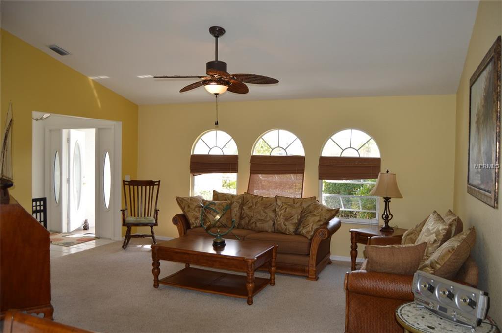 276 EAST TARPON, PORT CHARLOTTE, Florida 33952, 3 Bedrooms Bedrooms, 9 Rooms Rooms,2 BathroomsBathrooms,Residential,For sale,EAST TARPON,C7249133