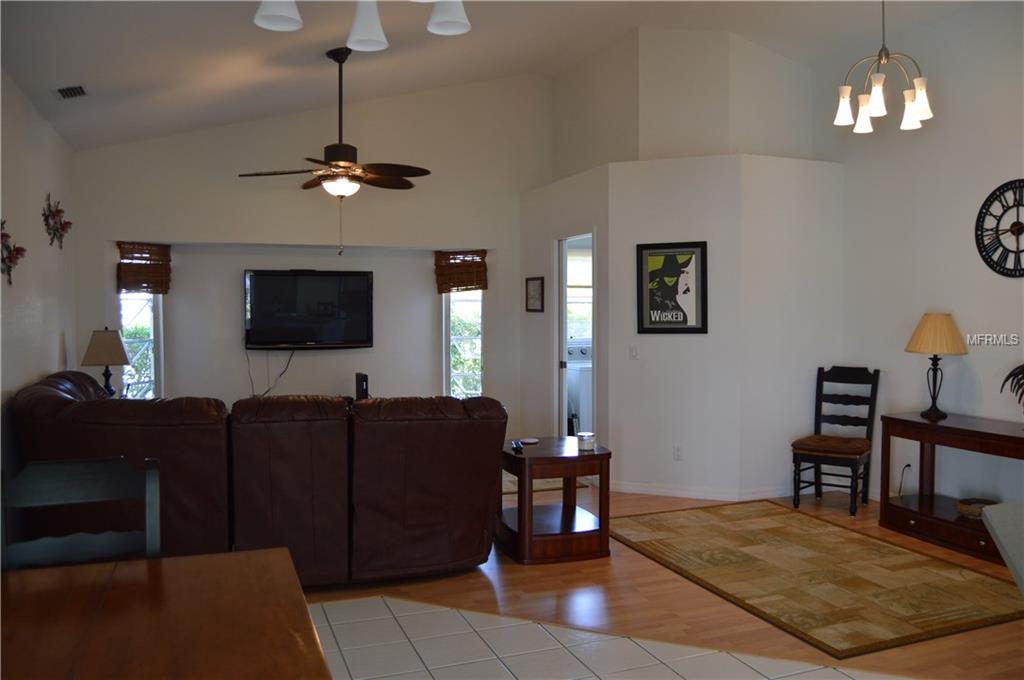 276 EAST TARPON, PORT CHARLOTTE, Florida 33952, 3 Bedrooms Bedrooms, 9 Rooms Rooms,2 BathroomsBathrooms,Residential,For sale,EAST TARPON,C7249133