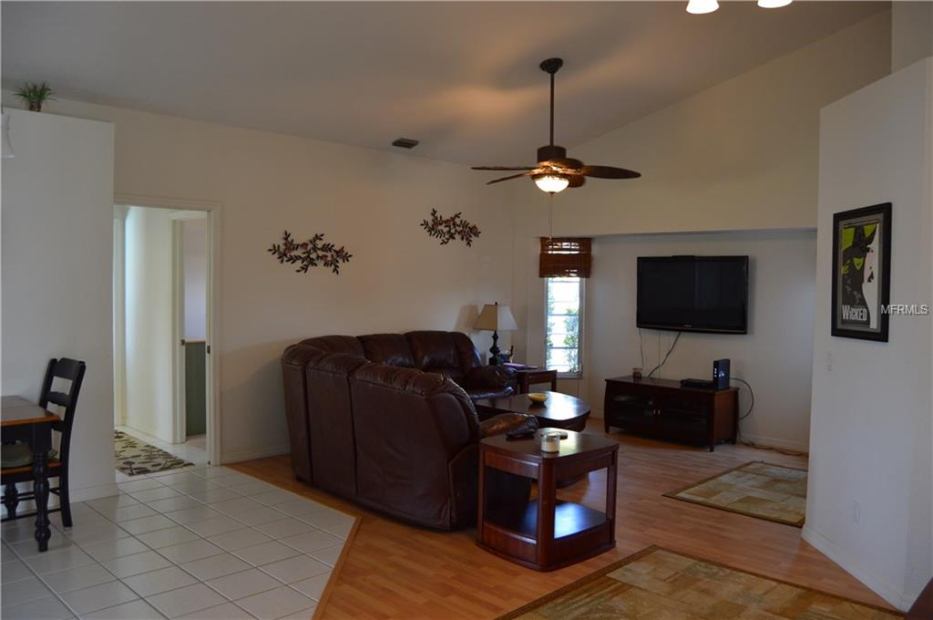 276 EAST TARPON, PORT CHARLOTTE, Florida 33952, 3 Bedrooms Bedrooms, 9 Rooms Rooms,2 BathroomsBathrooms,Residential,For sale,EAST TARPON,C7249133