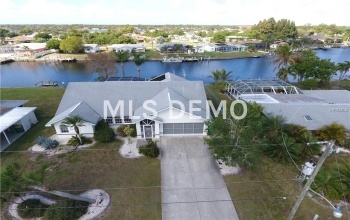 276 EAST TARPON, PORT CHARLOTTE, Florida 33952, 3 Bedrooms Bedrooms, 9 Rooms Rooms,2 BathroomsBathrooms,Residential,For sale,EAST TARPON,C7249133