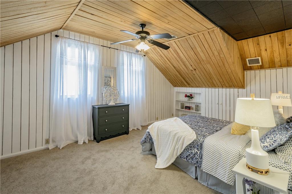 945 11TH STREET N, ST PETERSBURG, Florida 33705, 6 Bedrooms Bedrooms, 6 Rooms Rooms,3 BathroomsBathrooms,Residential,For sale,11TH,U7832608