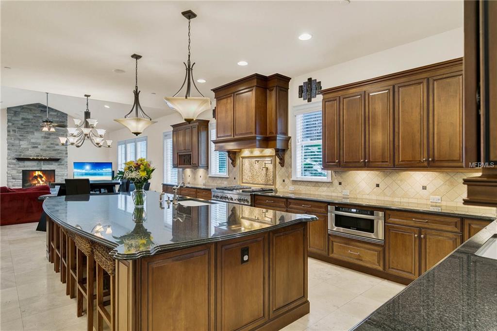 384 RACCOON STREET, LAKE MARY, Florida 32746, 6 Bedrooms Bedrooms, 11 Rooms Rooms,5 BathroomsBathrooms,Residential,For sale,RACCOON,O5541341