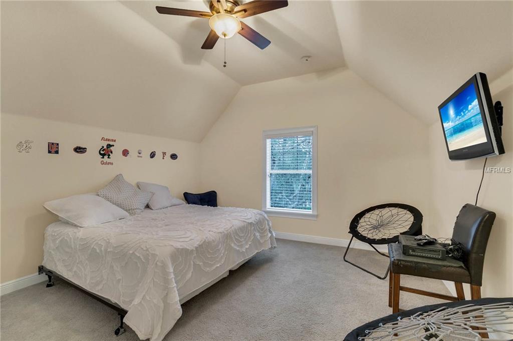 384 RACCOON STREET, LAKE MARY, Florida 32746, 6 Bedrooms Bedrooms, 11 Rooms Rooms,5 BathroomsBathrooms,Residential,For sale,RACCOON,O5541341