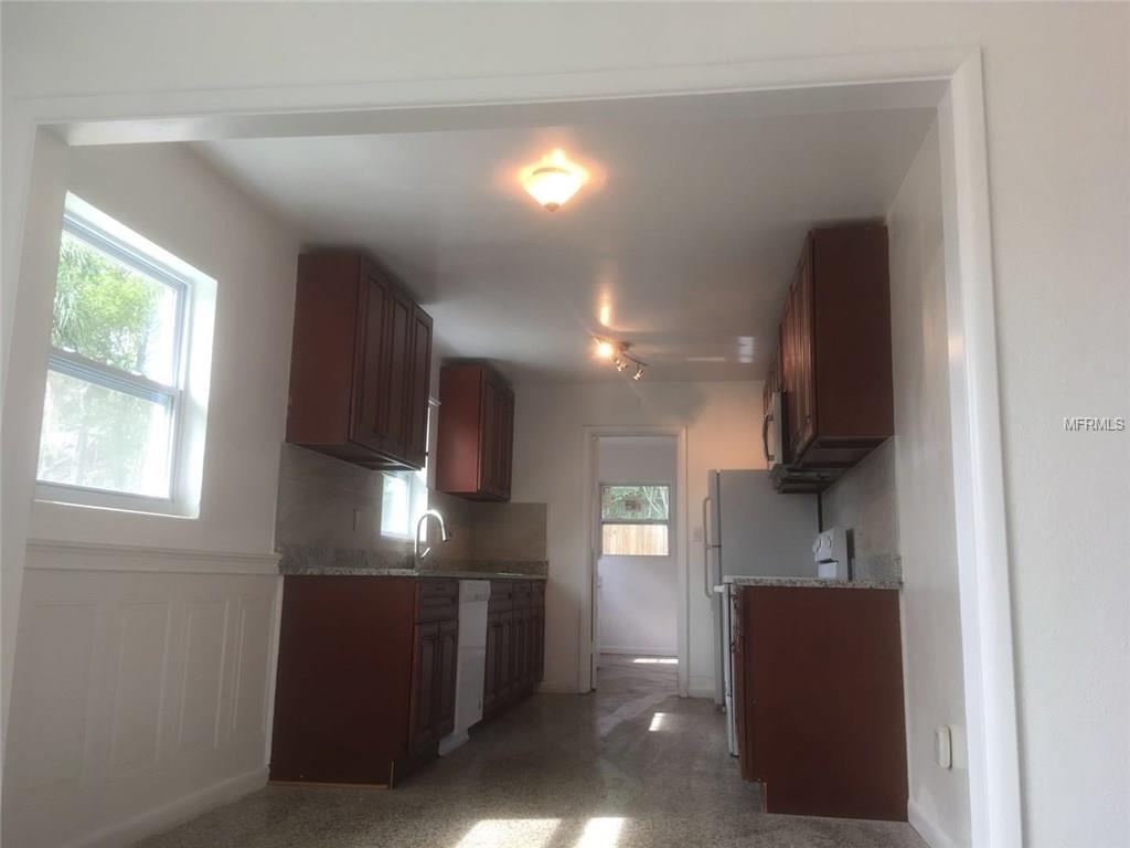 900 MALONE DRIVE, ORLANDO, Florida 32810, 3 Bedrooms Bedrooms, 6 Rooms Rooms,2 BathroomsBathrooms,Residential,For sale,MALONE,S4855768