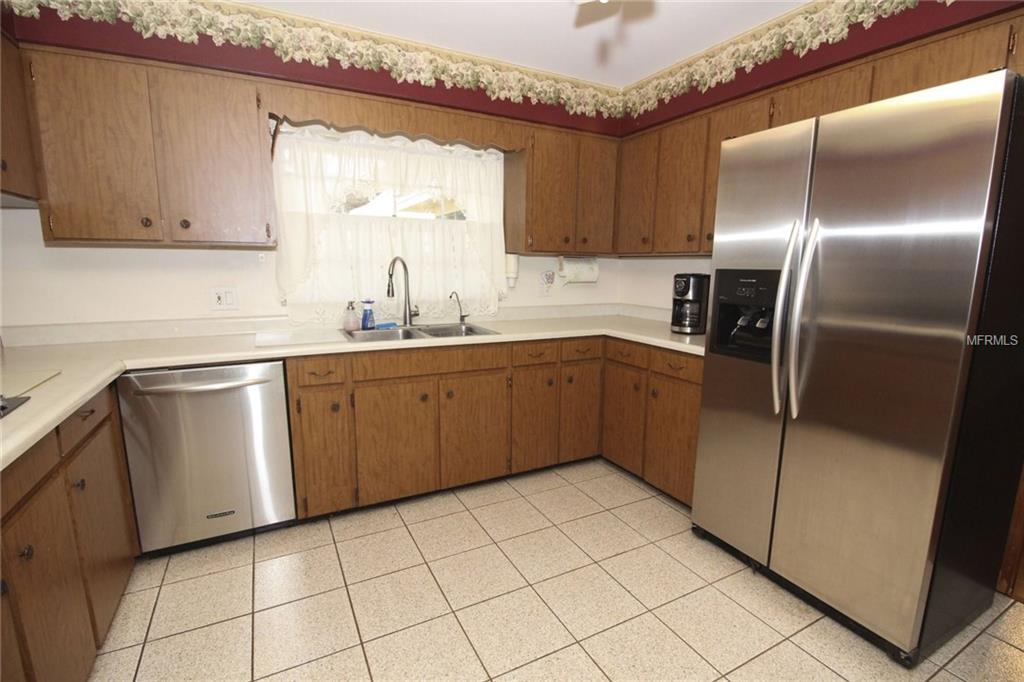 808 CLINTON STREET, SANFORD, Florida 32771, 4 Bedrooms Bedrooms, 10 Rooms Rooms,2 BathroomsBathrooms,Residential,For sale,CLINTON,O5557046