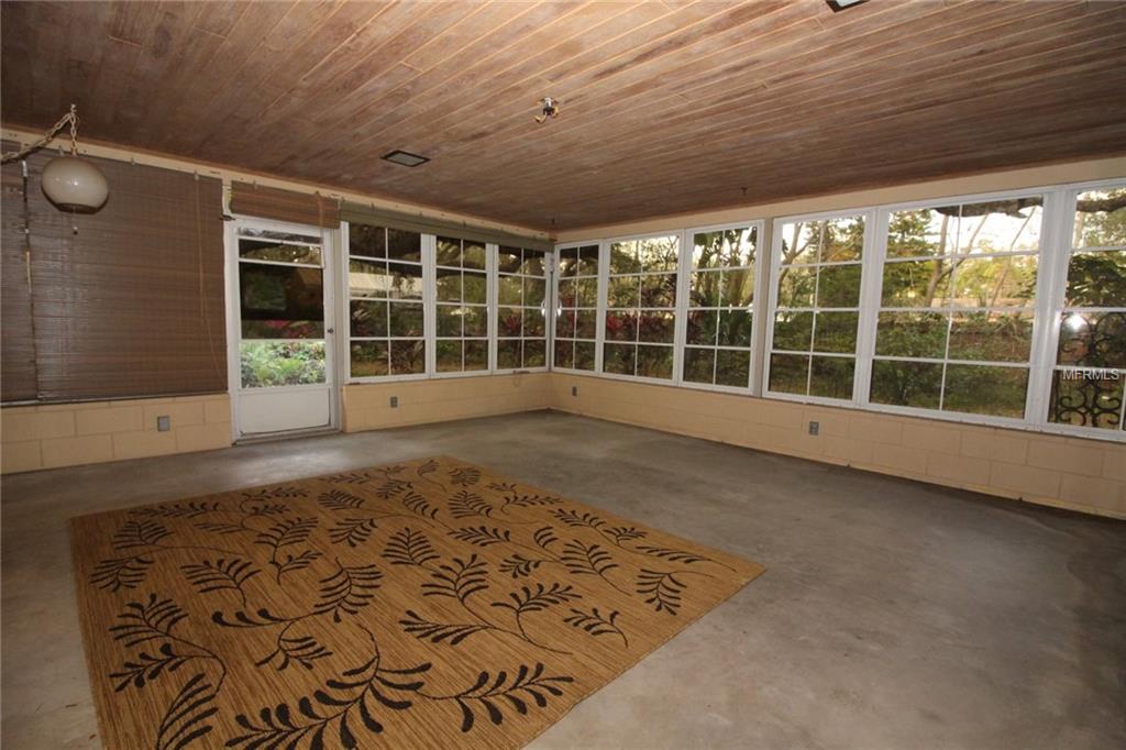 808 CLINTON STREET, SANFORD, Florida 32771, 4 Bedrooms Bedrooms, 10 Rooms Rooms,2 BathroomsBathrooms,Residential,For sale,CLINTON,O5557046