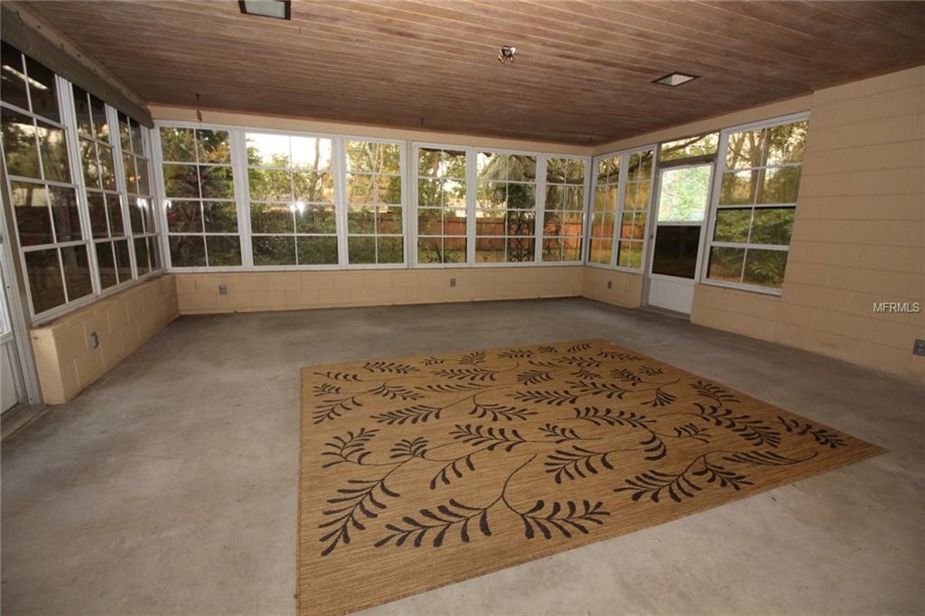 808 CLINTON STREET, SANFORD, Florida 32771, 4 Bedrooms Bedrooms, 10 Rooms Rooms,2 BathroomsBathrooms,Residential,For sale,CLINTON,O5557046