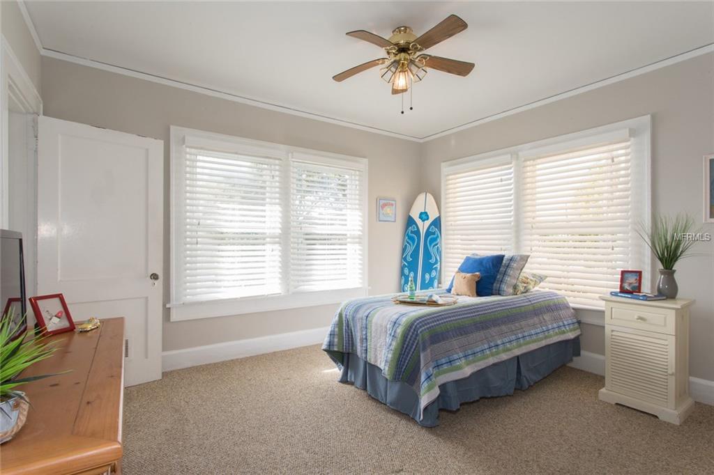 1843 BAYOU GRANDE BOULEVARD NE, ST PETERSBURG, Florida 33703, 4 Bedrooms Bedrooms, 6 Rooms Rooms,2 BathroomsBathrooms,Residential,For sale,BAYOU GRANDE,U7845688