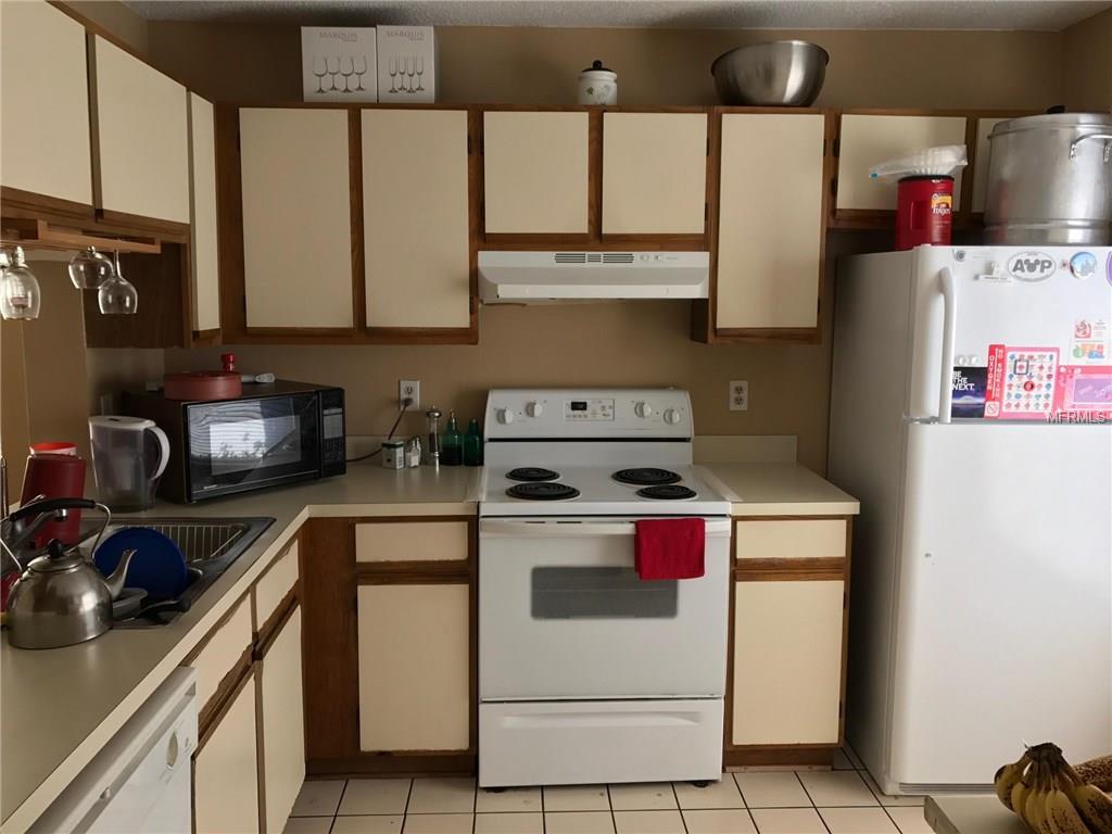 1621 SHADY RIDGE COURT, ORLANDO, Florida 32807, 2 Bedrooms Bedrooms, 6 Rooms Rooms,2 BathroomsBathrooms,Residential,For sale,SHADY RIDGE,O5559453