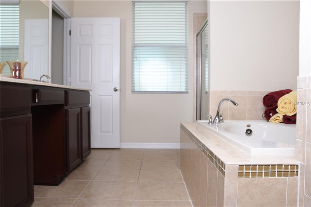 1319 ROWANTREE DRIVE, SEFFNER, Florida 33584, 3 Bedrooms Bedrooms, 3 Rooms Rooms,2 BathroomsBathrooms,Residential,For sale,ROWANTREE,T2928180