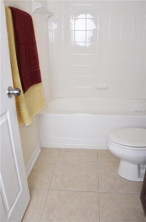 1319 ROWANTREE DRIVE, SEFFNER, Florida 33584, 3 Bedrooms Bedrooms, 3 Rooms Rooms,2 BathroomsBathrooms,Residential,For sale,ROWANTREE,T2928180